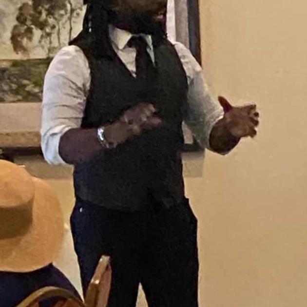Speaker presenting at event